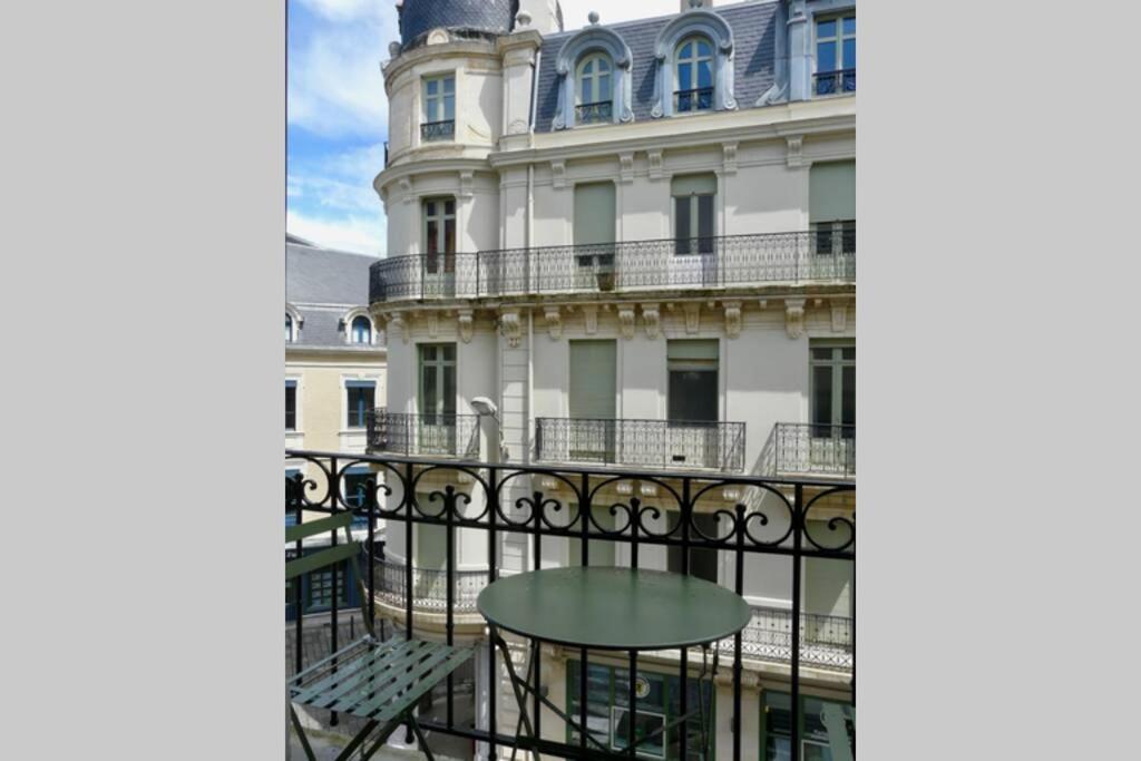 פאו Magnolia : Superbe Deux-Pieces Quartier Du Chateau מראה חיצוני תמונה